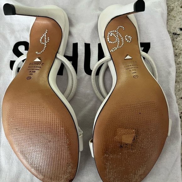 SCHUTZ Lenore Leather Sandal - Picture 4 of 4